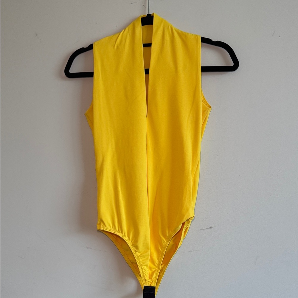 PRE-OWNED - Yellow V-Neck Bodysuit- Small